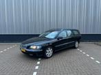 Volvo V70 2.4 170PK | Automaat | Nieuwe APK | Airco |, Auto's, 1800 kg, Zwart, 2435 cc, 1533 kg