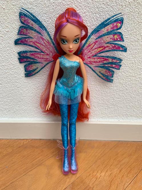 Winx Club Bloom Sirenix, Verzamelen, Poppen, Zo goed als nieuw, Fashion Doll, Verzenden