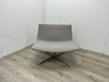Arper Catifa 80 design stoel lounge fauteuil grijs