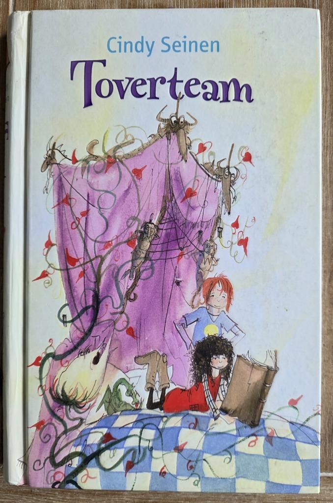 Toverteam - Cindy Seinen, Boeken, Kinderboeken | Jeugd | onder 10 jaar, Zo goed als nieuw, Fictie algemeen, Verzenden