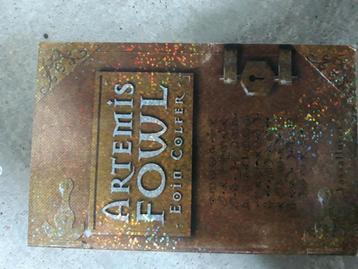 Eoin Colfer - Artemis Fowl beschikbaar voor biedingen