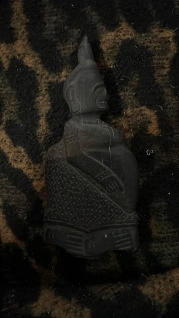 Versteend hout galeh kellor beschikbaar voor biedingen