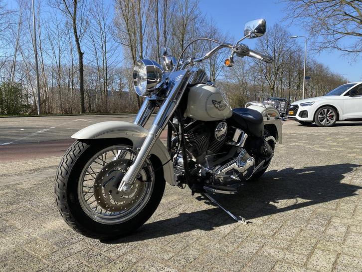 Harley-Davidson 88 FLSTCI Heritage Classic 19.000 MILE WIT P, Motoren, Motoren | Harley-Davidson, Particulier, Overig, meer dan 35 kW