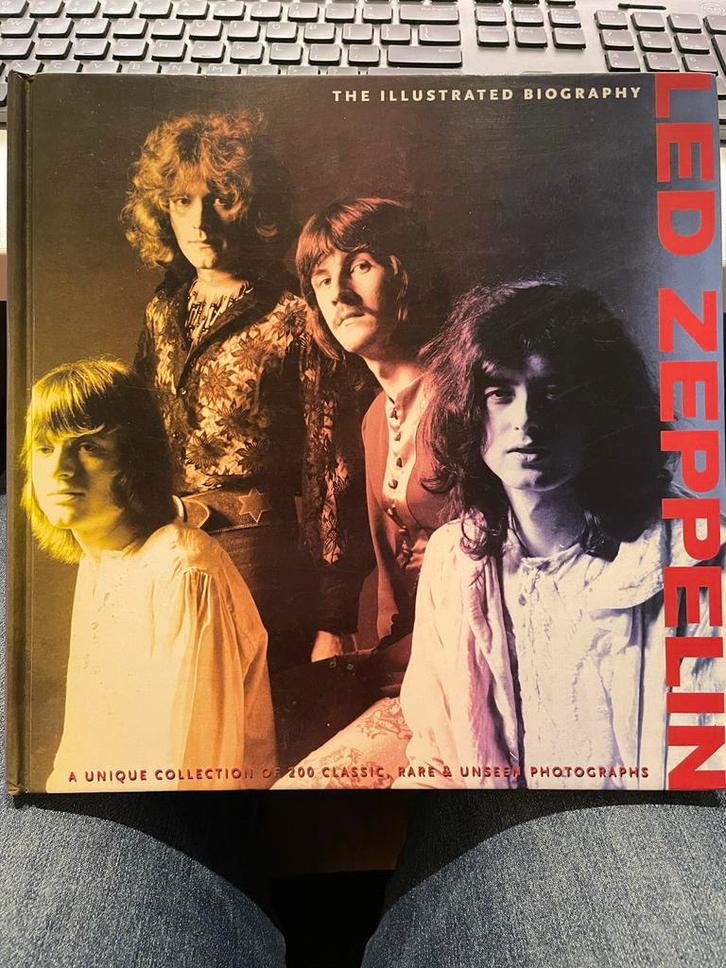Led Zeppelin: The Illustrated Biography, Boeken, Biografieën, Zo goed als nieuw, Kunst en Cultuur, Ophalen of Verzenden