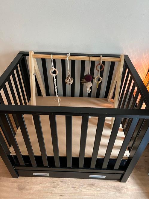 TWF Box met lade, Kinderen en Baby's, Boxen, Zo goed als nieuw, Lade, Ophalen