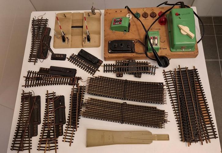 Fleischmann treinen: diverse toebehoren (jaren ’60), Hobby en Vrije tijd, Modeltreinen | H0, Gebruikt, Overige typen, Gelijkstroom