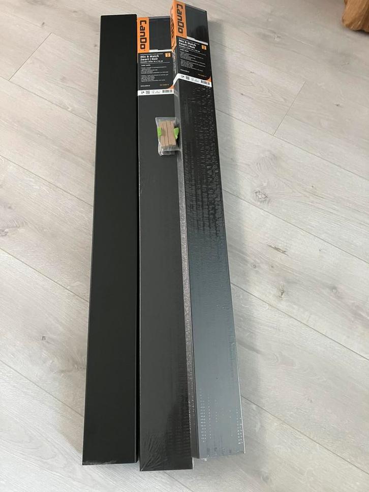 Cando radiatorbekleding zwart met glaspanelen., Doe-het-zelf en Verbouw, Verwarming en Radiatoren, Nieuw, Radiator, 80 cm of meer