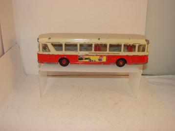 Dinky toy 889 Autobus Berliet PCM uit 1965 beschikbaar voor biedingen