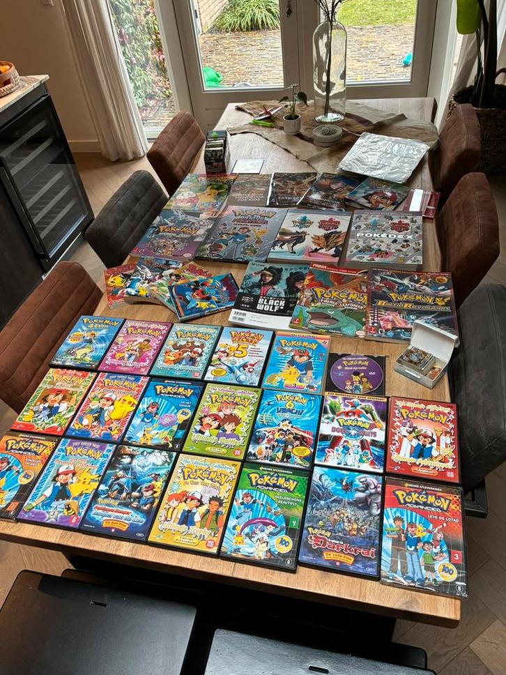 Heel veel oude Pokemon spullen, Hobby en Vrije tijd, Verzamelkaartspellen | Pokémon, Zo goed als nieuw, Ophalen of Verzenden