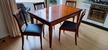 Exclusieve Heldense eethoek - vintage English Furniture beschikbaar voor biedingen