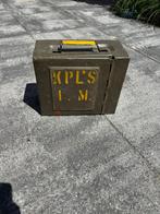 Metalen militaire patronenkast, Ophalen of Verzenden, Zo goed als nieuw, 50 tot 100 cm, Minder dan 50 cm