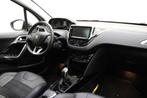 Peugeot 2008 PureTech 110 Allure | Trekhaak | Panoramadak |, Stof, Gebruikt, Euro 6, 1270 kg