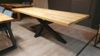 Rustiek eiken eettafel van 240x100cm met zwaluwstaart