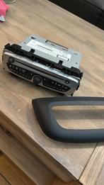 Renault Twingo 2 Radio met Bluethooth, Ophalen, Zo goed als nieuw