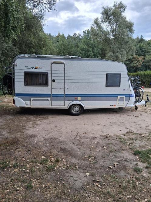 Hobby 460 UFE DE LUXE, Caravans en Kamperen, Caravans, Particulier, tot en met 4, 1000 - 1250 kg, Rondzit, Hobby, Frans bed, 4 tot 5 meter