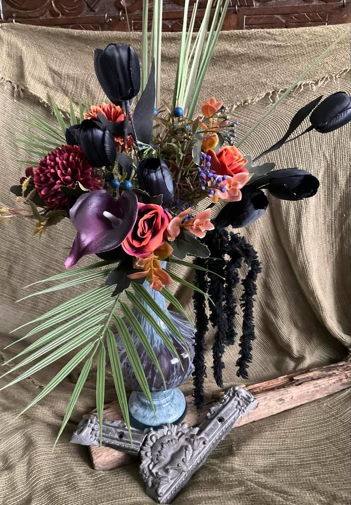 Haloween 1 - flower arrangement, Huis en Inrichting, Woonaccessoires | Kunstplanten en Kunstbloemen, Nieuw, Binnen, Ophalen of Verzenden