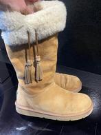 UGG laarzen maat 38 bont, Ophalen, Zo goed als nieuw, Zwart, Hoge laarzen