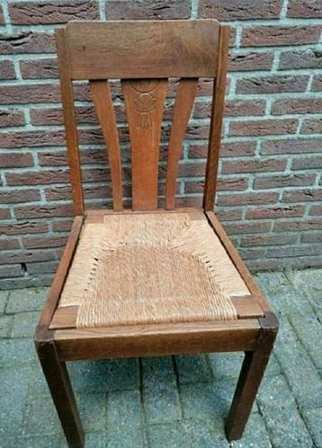 STOEL,Rotan,Riet,klassiek,bruin,gematte zitting,1950,hout beschikbaar voor biedingen
