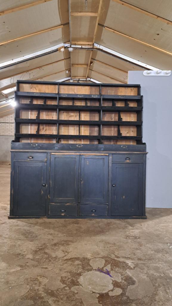 Grutterskast, Huis en Inrichting, Kasten | Kledingkasten, Zo goed als nieuw, 200 cm of meer, 200 cm of meer, 50 tot 75 cm, Met lade(s)