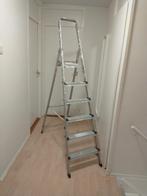 Huishoudtrap/ladder   27,50, Doe-het-zelf en Verbouw, Ladders en Trappen, Ophalen, Gebruikt, Opvouwbaar of Inschuifbaar, Minder dan 2 meter