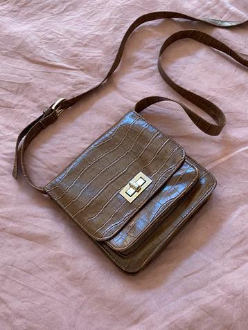 Croco leatherlook shoulder bag beschikbaar voor biedingen