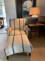 Franse Fauteuil met Hocker - Beige/Blauw, Huis en Inrichting, Fauteuils, Ophalen, Frans Landelijk Stoer Antiek, Minder dan 75 cm