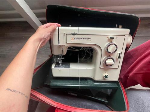 LEWENSTEIN Naaimachine, Hobby en Vrije tijd, Naaimachines en Toebehoren, Zo goed als nieuw, Overige merken, Ophalen