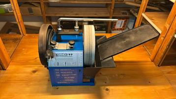 Tormek T-7 natslijpmachine slijpsteen beschikbaar voor biedingen