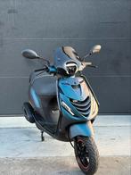 PIAGGIO ZIP 4T 3V 2020 BROM 1 EIGENAAR FULL OPTION CAMELEON, Ophalen, Maximaal 45 km/u, Zip, Zo goed als nieuw