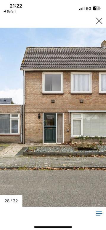 Tweedelige Houten Voordeur met Glas Boerendeur beschikbaar voor biedingen