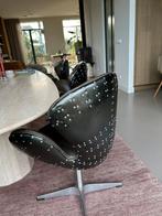 fritz hansen swan chair leather with studs, design stoel, Fritz hansen swan chair leather with studs, Vier, Leer, Ophalen of Verzenden