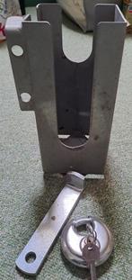 Aanhanger- of caravanslot met discus slot. Compleet, Ophalen, Zo goed als nieuw