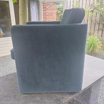 Comfortabele Blauwe Fauteuil – Klein maar Krachtig! beschikbaar voor biedingen