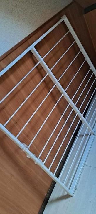 Stalen wasrek. Hek. Zwaar. Gestraald. En 2 x gepoedercoat. beschikbaar voor biedingen