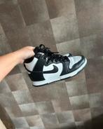 Nike dunk panda 36,5, Kleding | Dames, Schoenen, Ophalen of Verzenden, Zo goed als nieuw, Nike dunk, Sneakers of Gympen