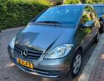 Mercedes-Benz A-Klasse 1.5 A160 5DRS 2012 Grijs, Auto's, Mercedes-Benz, Voorwielaandrijving, Stof, 49 €/maand, Origineel Nederlands