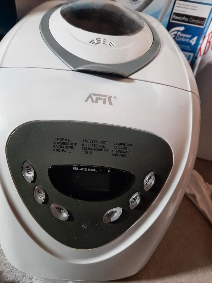 Broodbakmachine - Perfect voor zelfgebakken brood!, Witgoed en Apparatuur, Broodbakmachines, Gebruikt, Met timer, 800 tot 1200 gram deeg