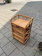 Rotan kastje, Ophalen, 50 tot 100 cm, Zo goed als nieuw, 3 of 4 laden