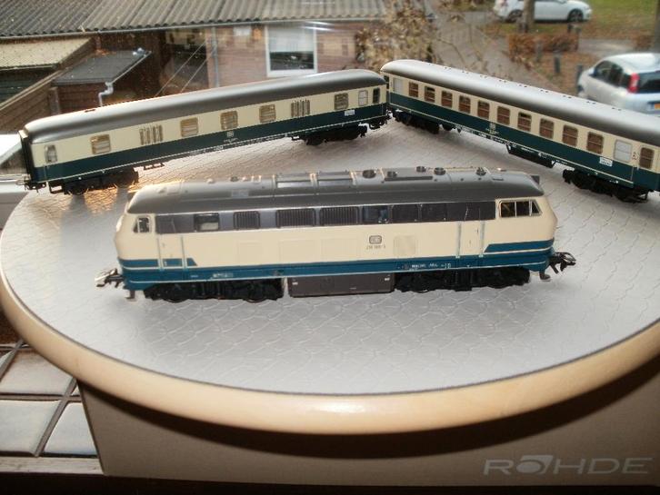 Marklin HO diesellokomotief BR 216/ 3374 Dig.+ 2 rijtuigen, Hobby en Vrije tijd, Modeltreinen | H0, Zo goed als nieuw, Treinset