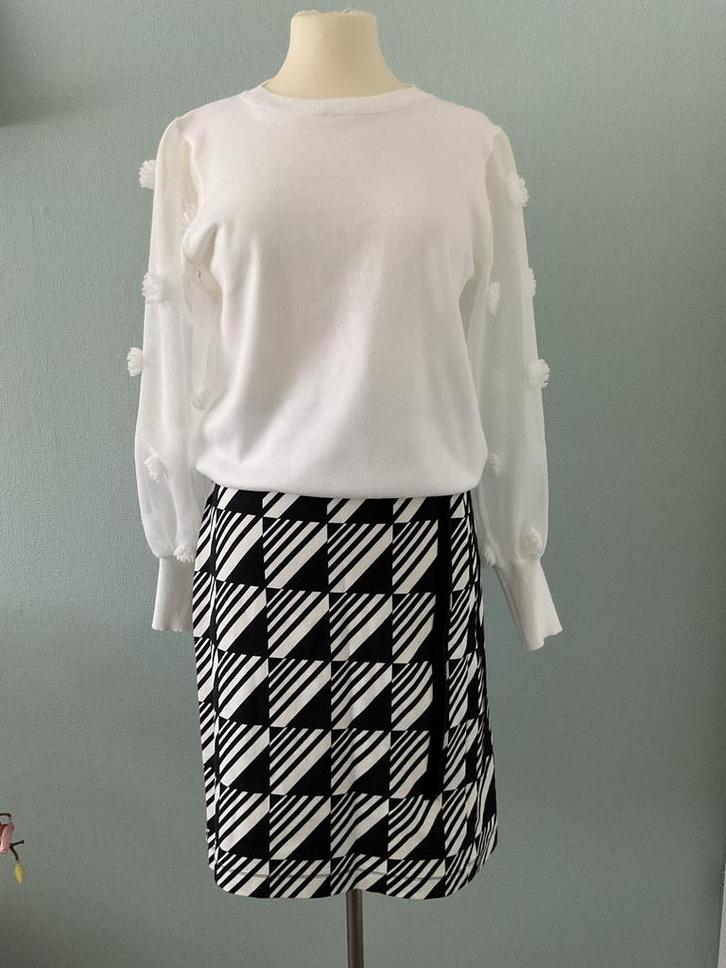 Lynde / stijlvolle  / rok/ zwart/ wit/ 40, Kleding | Dames, Rokken, Zo goed als nieuw, Maat 38/40 (M), Zwart, Boven de knie, Verzenden
