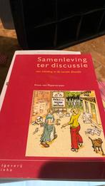 F. van Peperstraten - Samenleving ter discussie, Ophalen of Verzenden, Zo goed als nieuw, F. van Peperstraten