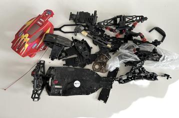 Lot 1/10 rc onderdelen, chassis, ophanging etc. beschikbaar voor biedingen