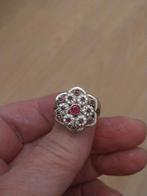 Mooie zilveren ring met robijn. Nieuw., Sieraden, Tassen en Uiterlijk, Ringen, 18 tot 19, Nieuw, Ophalen of Verzenden, Met edelsteen