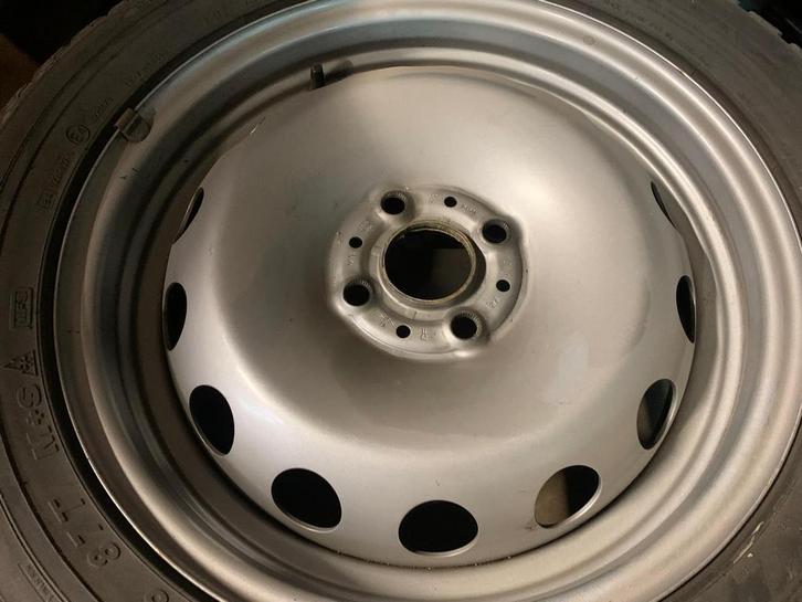 Winterbanden voor Mini Cooper/Clubman tot 2008, Auto-onderdelen, Banden en Velgen, Banden en Velgen, Winterbanden, 16 inch, 205 mm