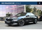 BMW i5 eDrive40 M Sport / Panoramadak / Trekhaak / Stoelvent, Auto's, BMW, Automaat, 2095 kg, Achterwielaandrijving, Zwart