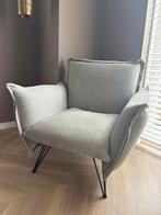 Grijze fauteuil met metalen poten, Ophalen, Gebruikt, Minder dan 75 cm, Metaal