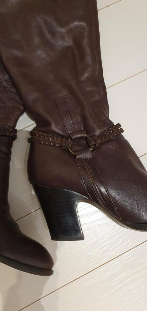 Manfield knielaarzen 39, Kleding | Dames, Schoenen, Zo goed als nieuw, Hoge laarzen, Bruin, Ophalen of Verzenden