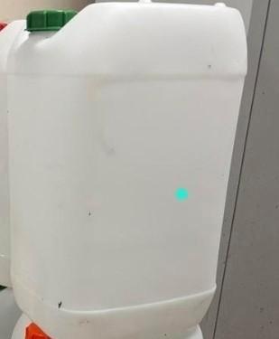 1 jerrycan 25 liter gebruikt voor water beschikbaar voor biedingen