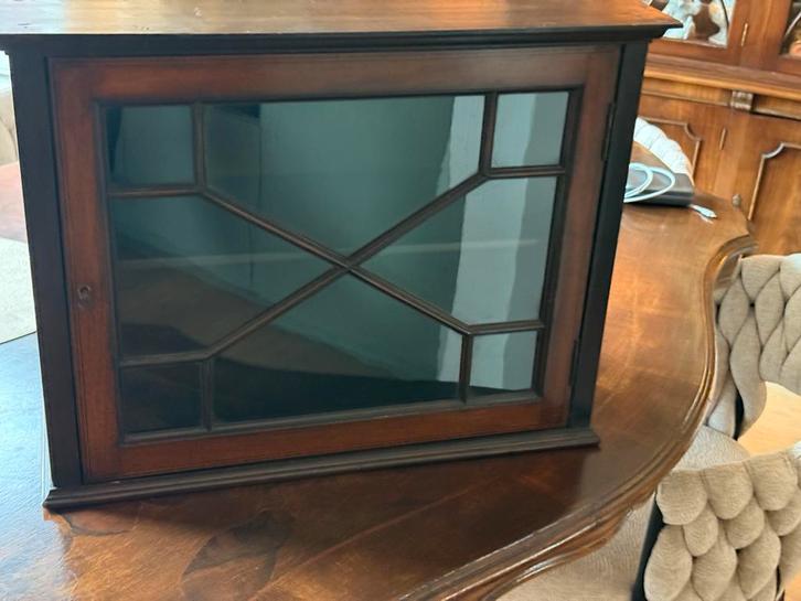 Vintage Houten Vitrinekast met Glazen Deur, Huis en Inrichting, Kasten | Vitrinekasten, Gebruikt, Minder dan 100 cm, Minder dan 50 cm