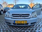 Opel Vectra 1.8 16V SDN 2004 Grijs Trekhaak APK tot Mrt 2025, Auto's, Opel, Origineel Nederlands, Te koop, Zilver of Grijs, 5 stoelen